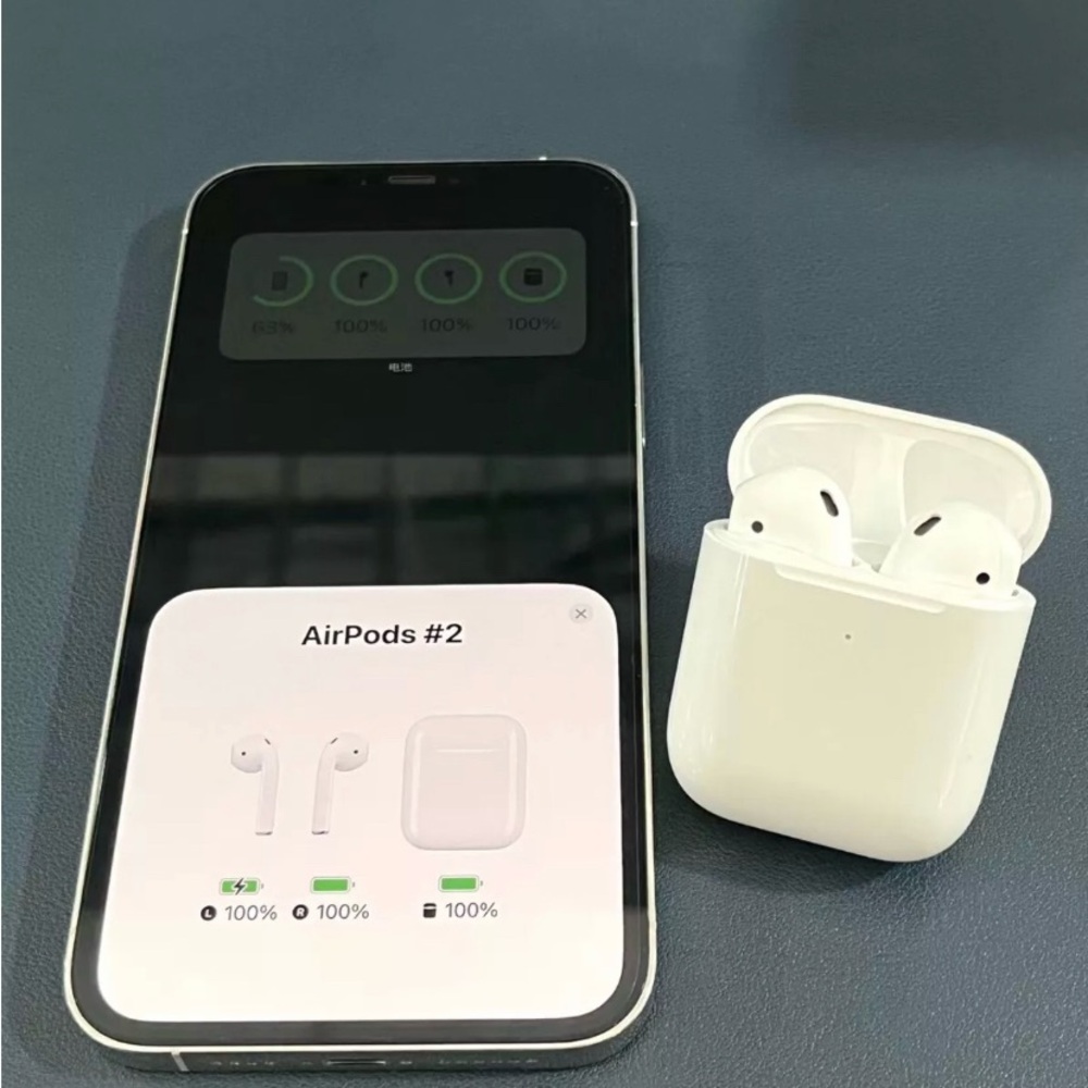 Headphones bluetooth- Black and White